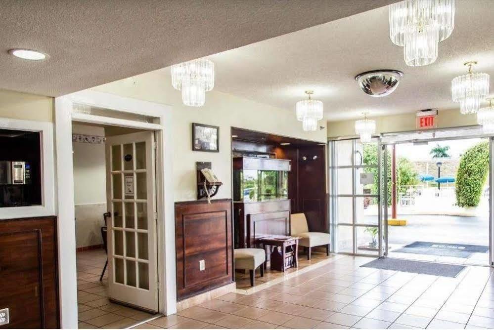 Belmont Inn & Suites Florida City Eksteriør bilde