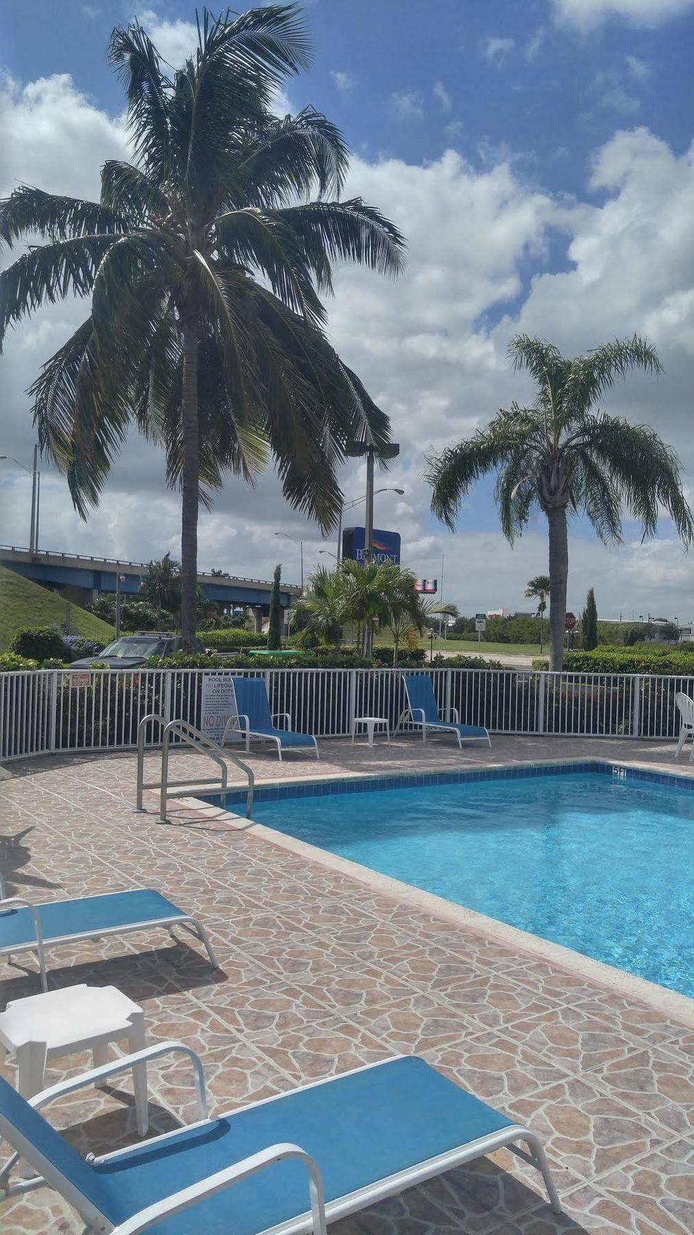 Belmont Inn & Suites Florida City Eksteriør bilde